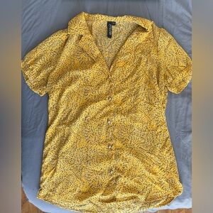 Colori Women's Yellow Button-Down Shirt